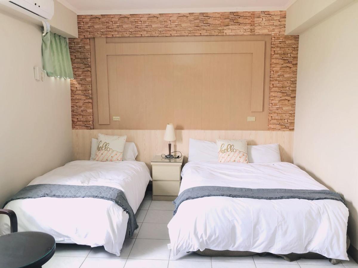 Chia Yun Homestay Luodong Esterno foto
