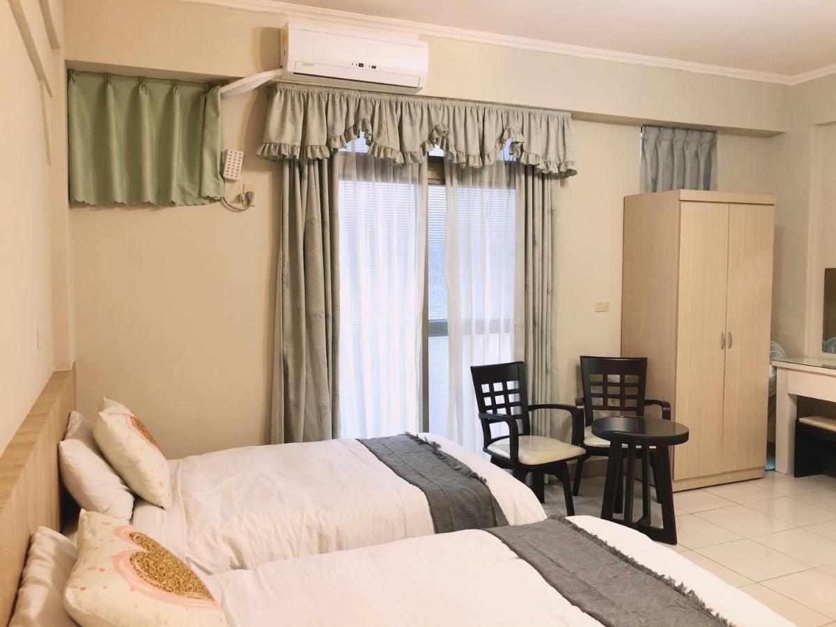 Chia Yun Homestay Luodong Esterno foto